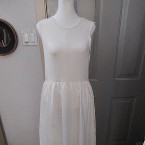 YOUR LITTLE WHITE SPRING SUMMER DRESS WITH POCKETS JUST ARRIVED. 12$ SZ M [8]